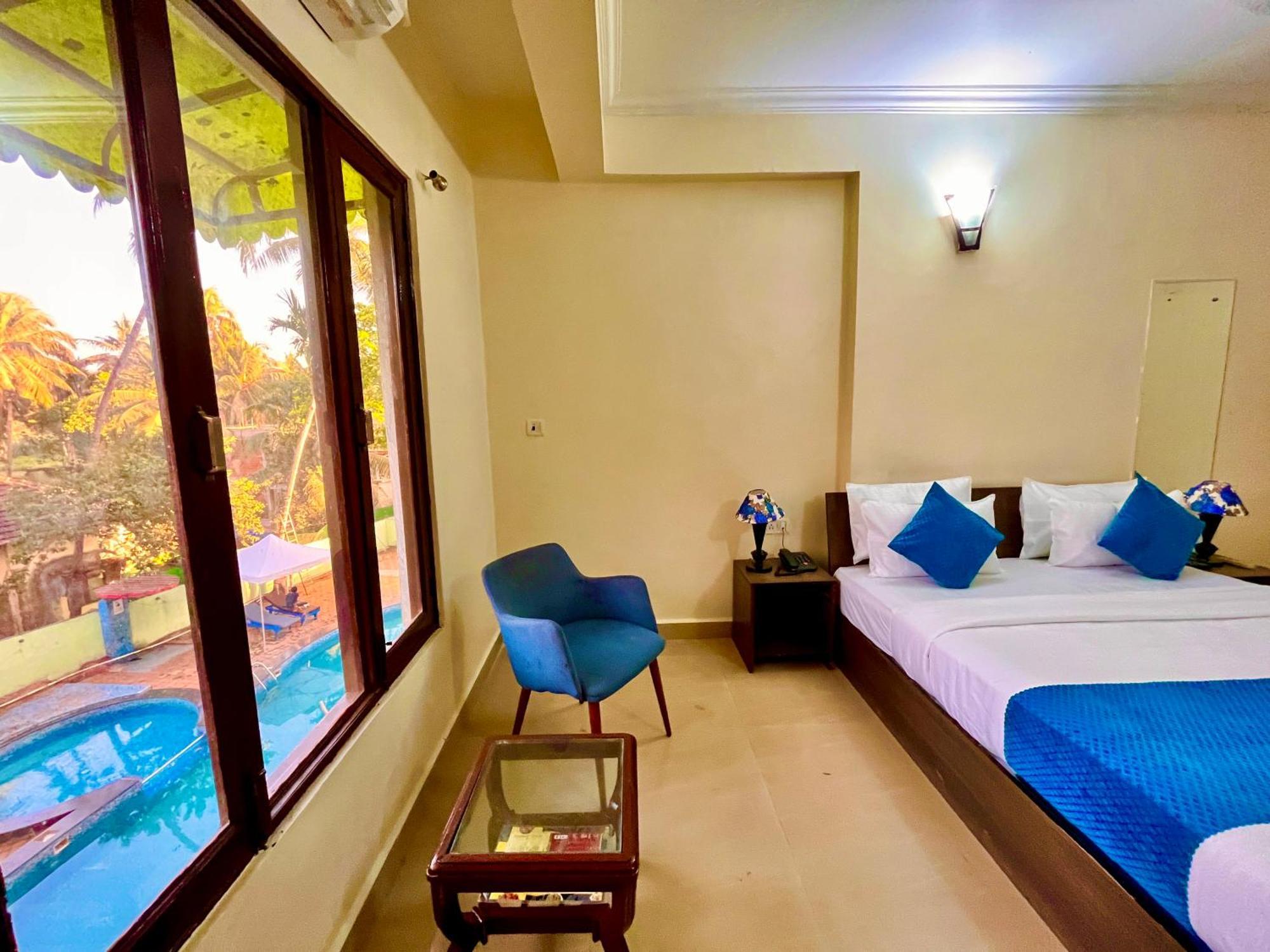 Summer Beach Resort, Goa - #Near Baga Beach #Swimming Pool #Garden #Bar #Lift #Premium Rooms #Property Of The Year #70565-84665 Calangute Exterior foto